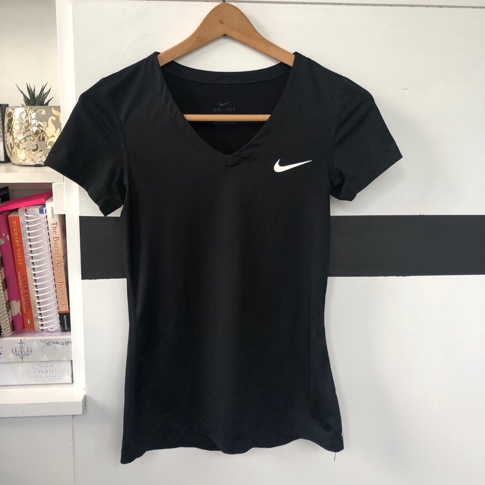Nike dri-fit tee